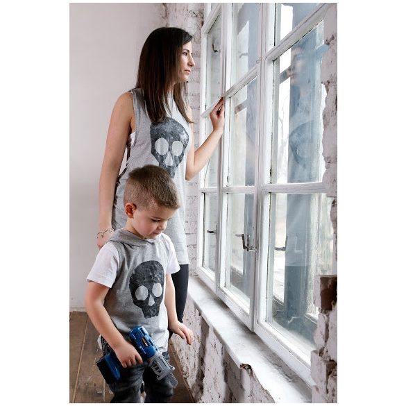 Koponyás női póló